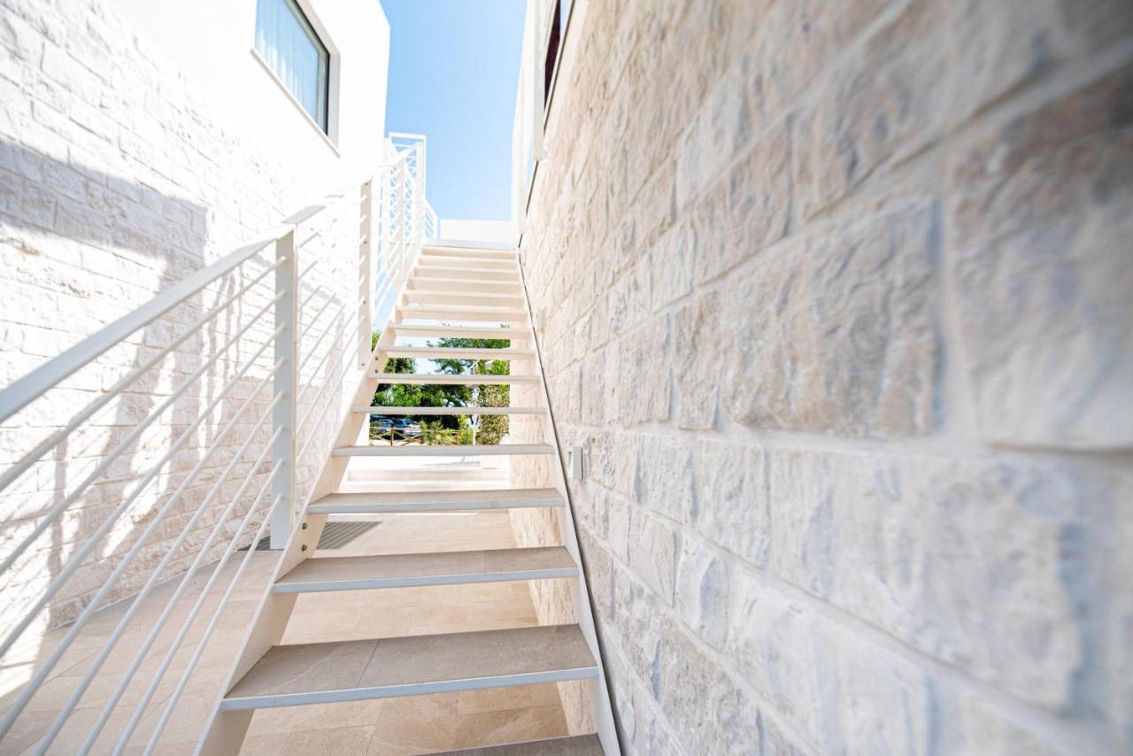 לינה וארוחת בוקר נומאנה La Perla Relais מראה חיצוני תמונה