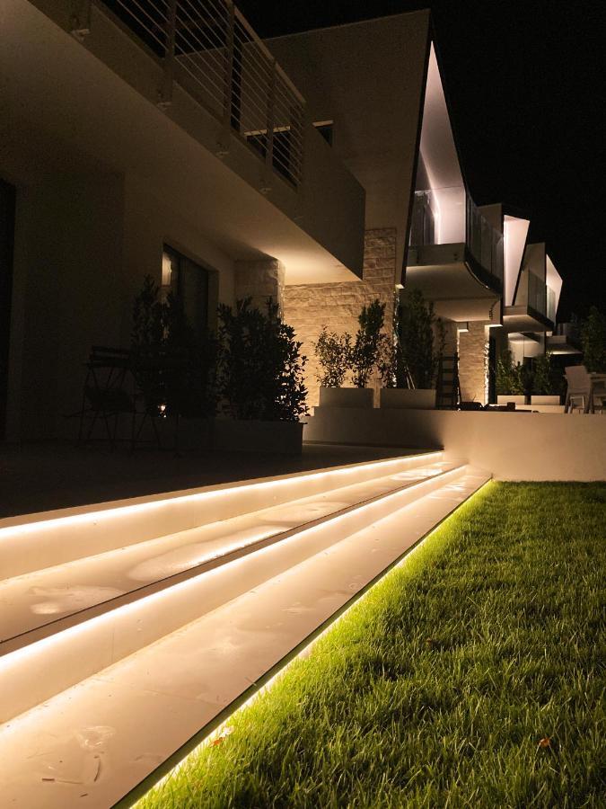 לינה וארוחת בוקר נומאנה La Perla Relais מראה חיצוני תמונה