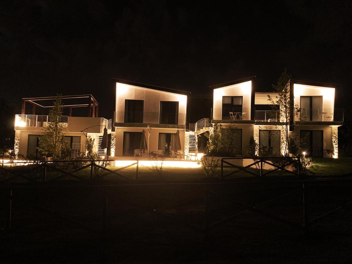 לינה וארוחת בוקר נומאנה La Perla Relais מראה חיצוני תמונה