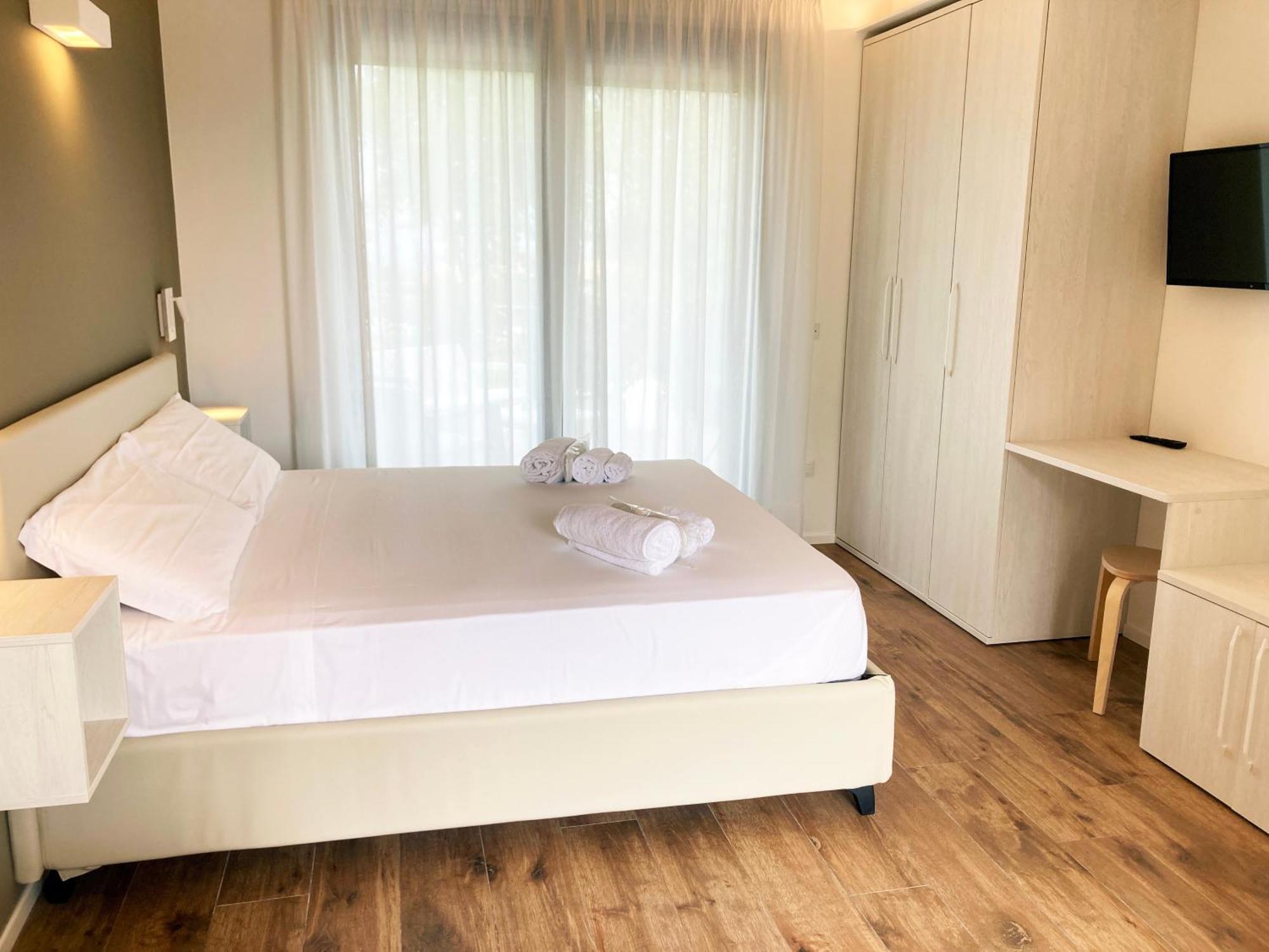 לינה וארוחת בוקר נומאנה La Perla Relais מראה חיצוני תמונה