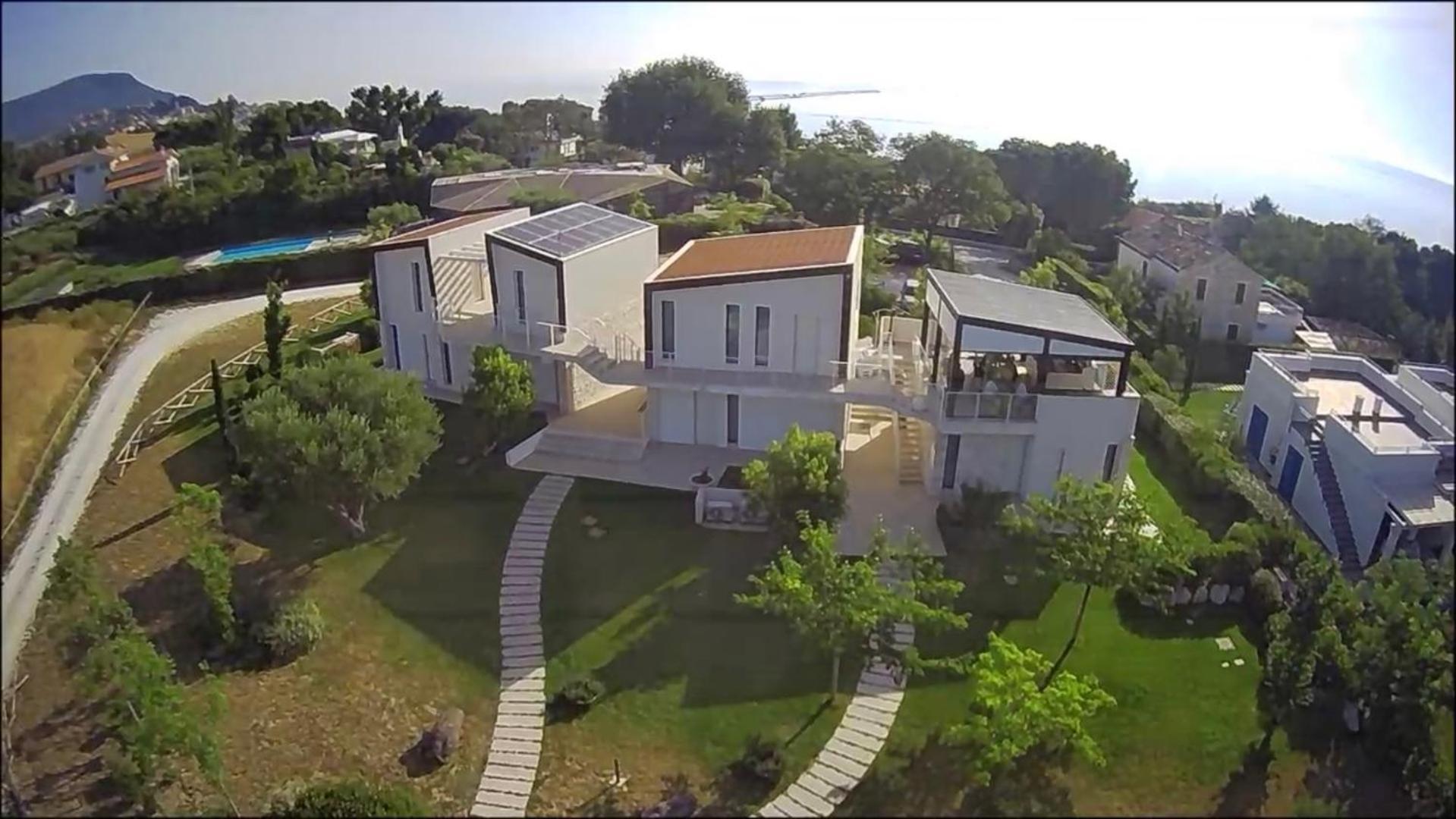לינה וארוחת בוקר נומאנה La Perla Relais מראה חיצוני תמונה