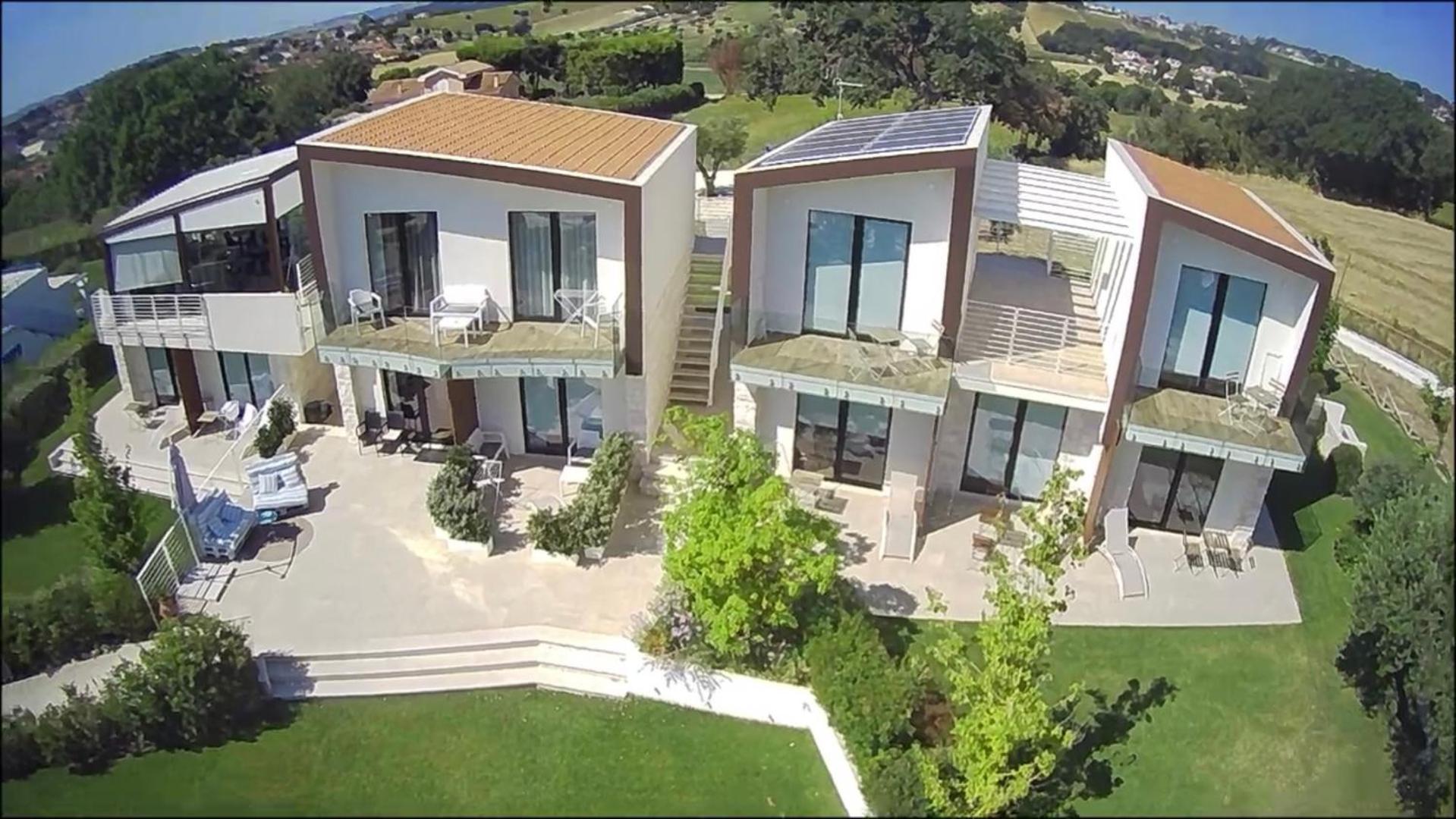 לינה וארוחת בוקר נומאנה La Perla Relais מראה חיצוני תמונה