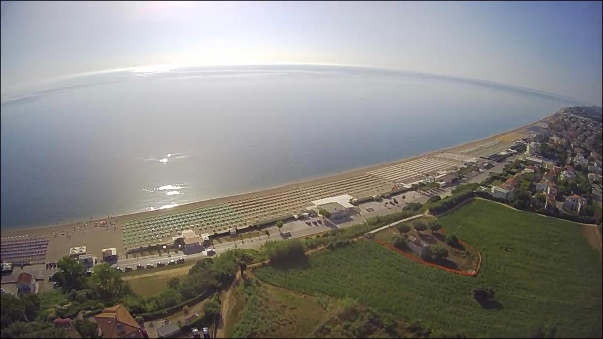 לינה וארוחת בוקר נומאנה La Perla Relais מראה חיצוני תמונה